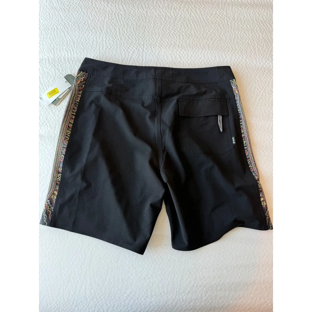 Roark House of Darwin The Passage Boardshorts Black Hemp Blend Size 32 NWT